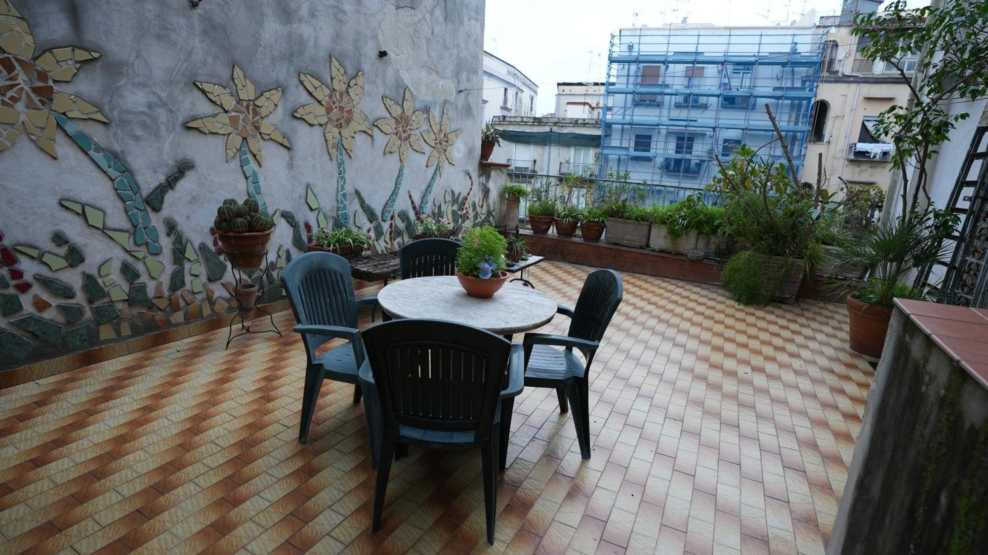 Napoli Centro Spaccanapoli Bagian luar foto