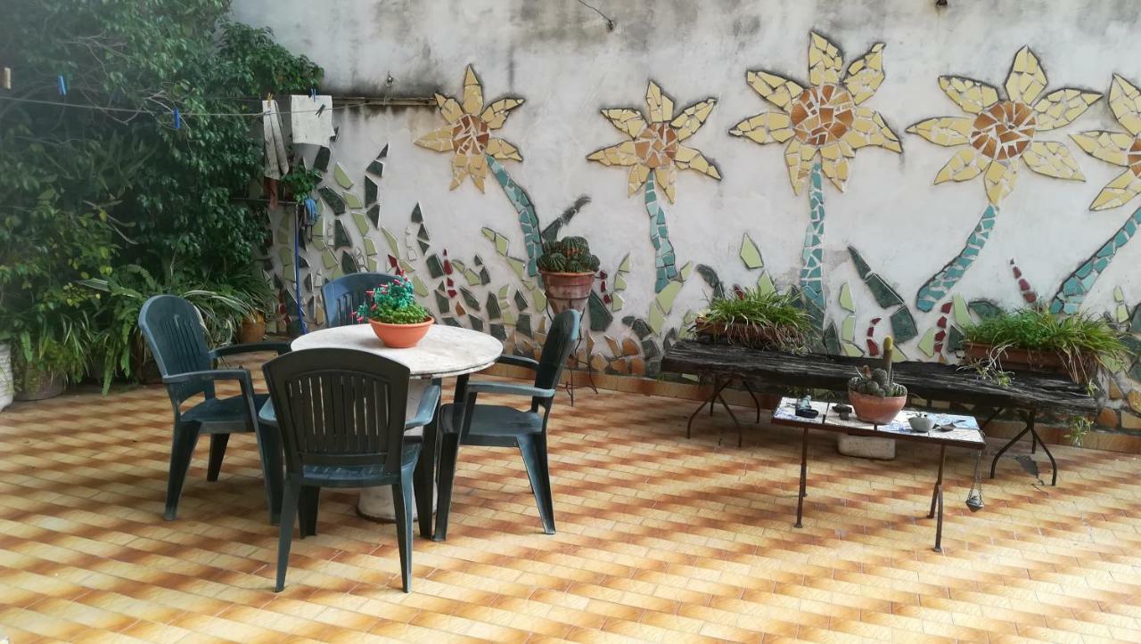 Napoli Centro Spaccanapoli Bagian luar foto